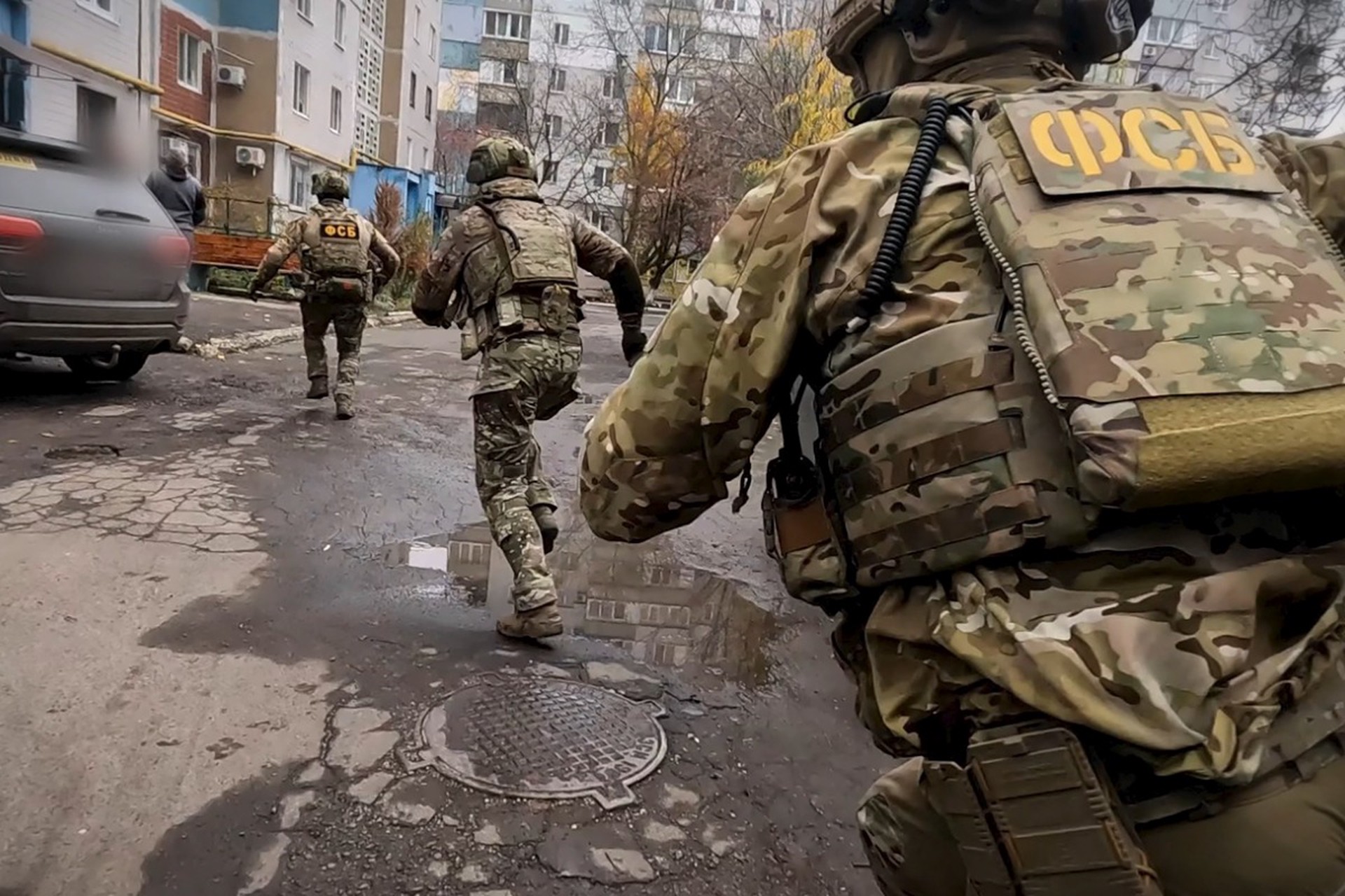 Задержан житель ДНР, планировавший убить офицера Минобороны России