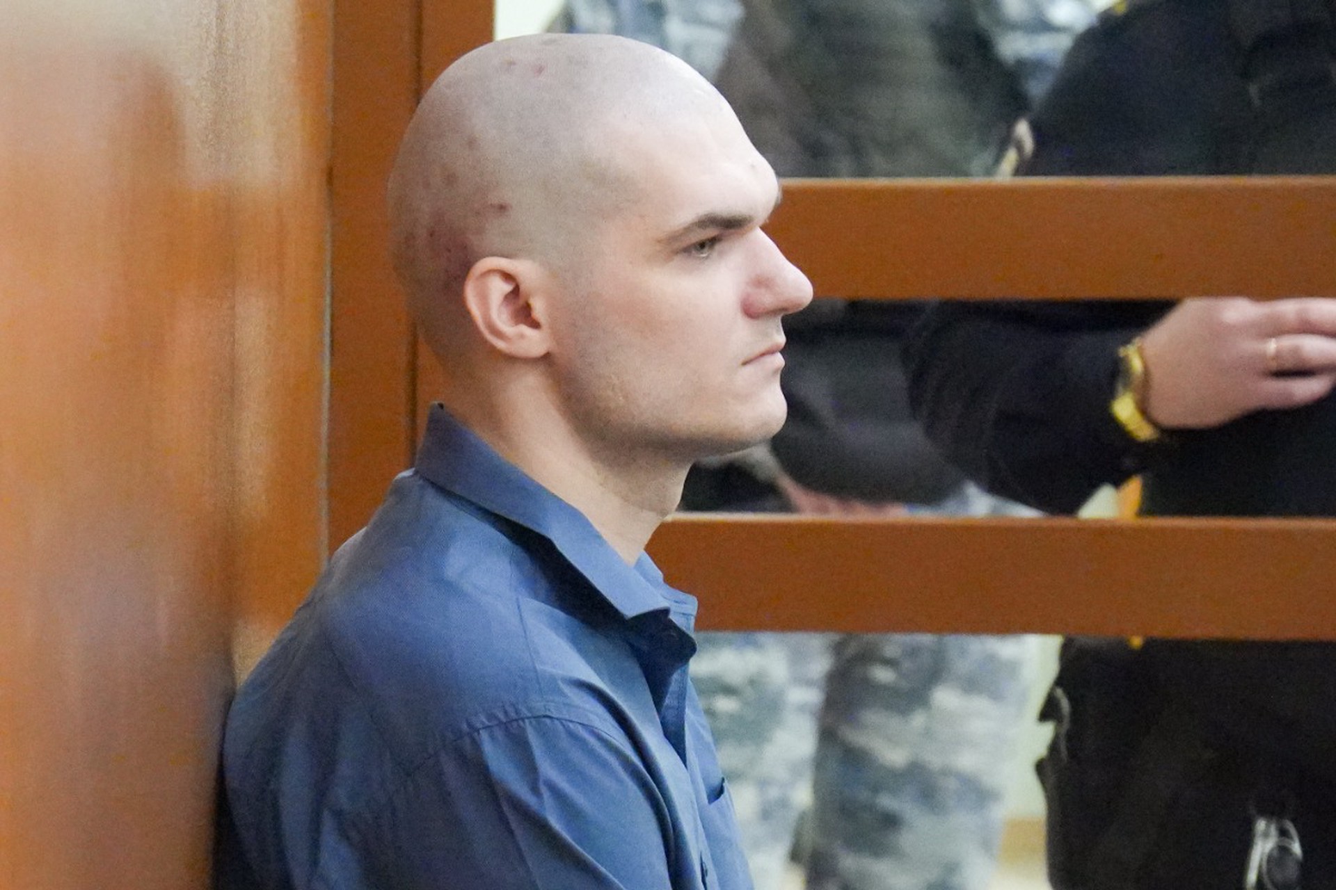 Суд вынес приговор взорвавшему внедорожник офицера