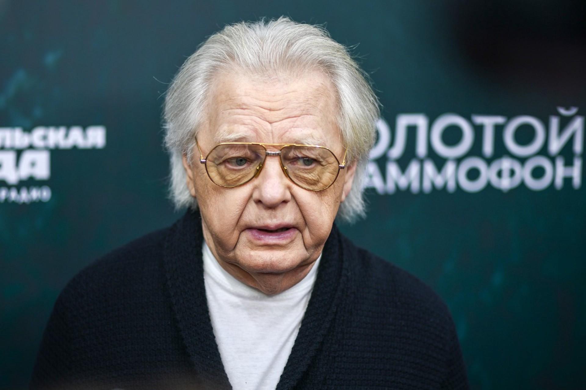 Юрий Антонов жестко ответил на предложение депутата отправлять бездомных собак на фронт