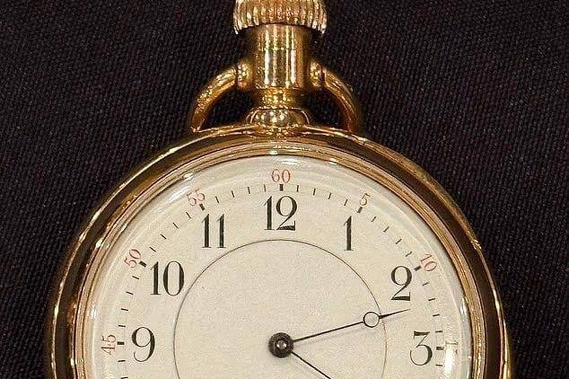 Часы утонувшей на «Титанике» пары продали на аукционе