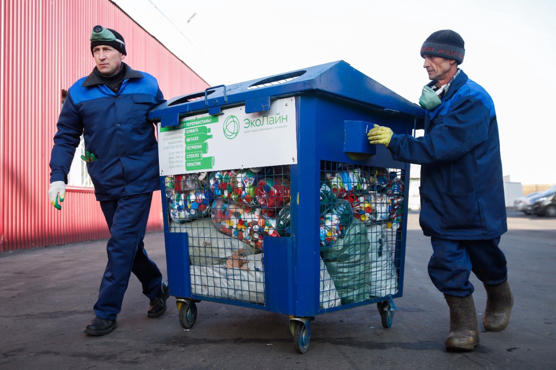 Юрист рассказал, какой штраф грозит за выбрасывание лекарств