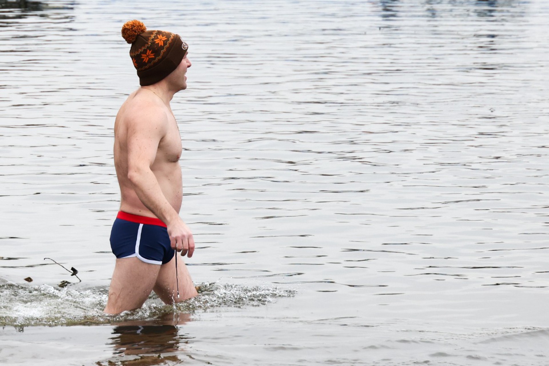 Сексолог рассказала о позитивном влиянии моржевания на эрекцию и либидо