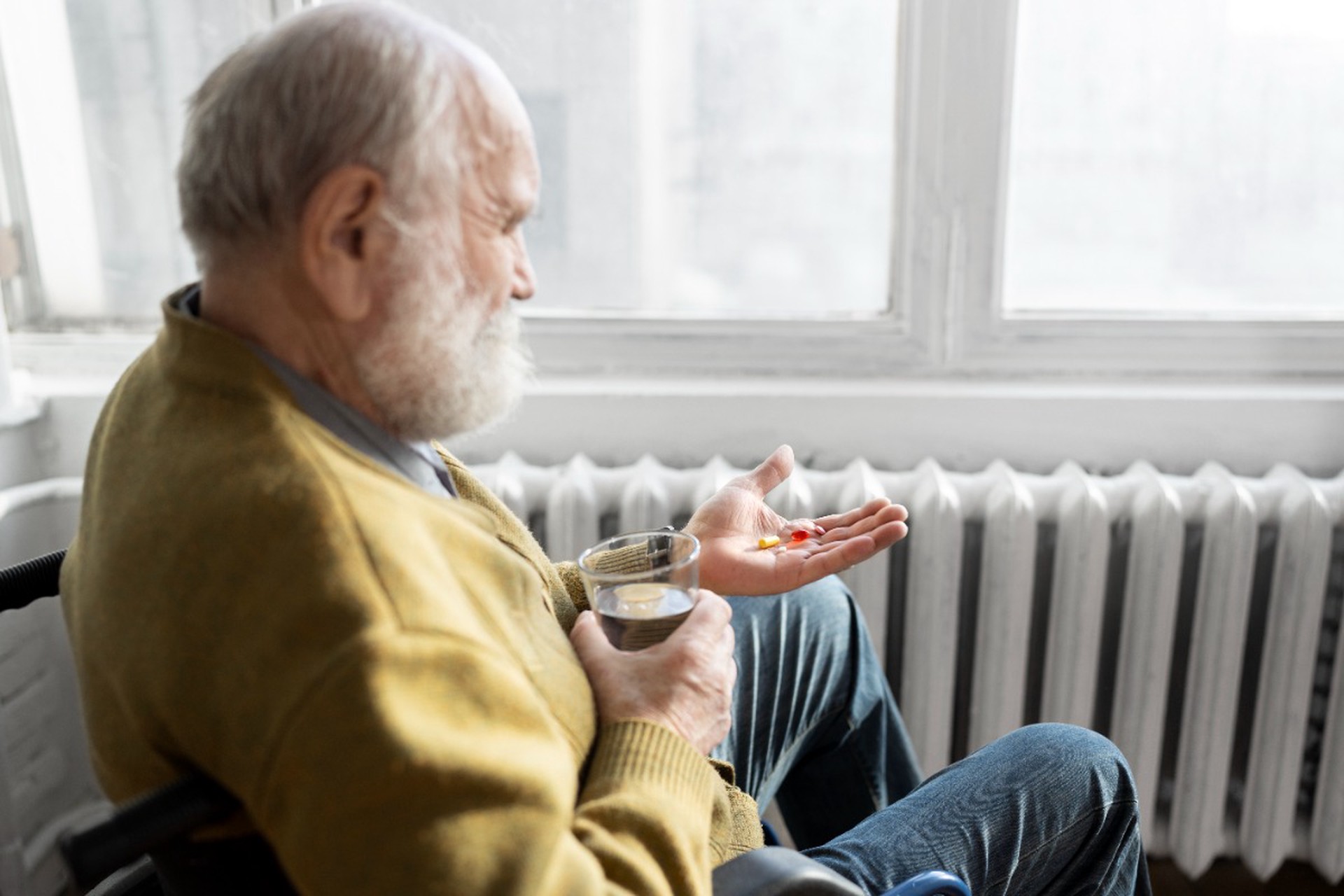 Стало известно, что может замедлить развитие Альцгеймера