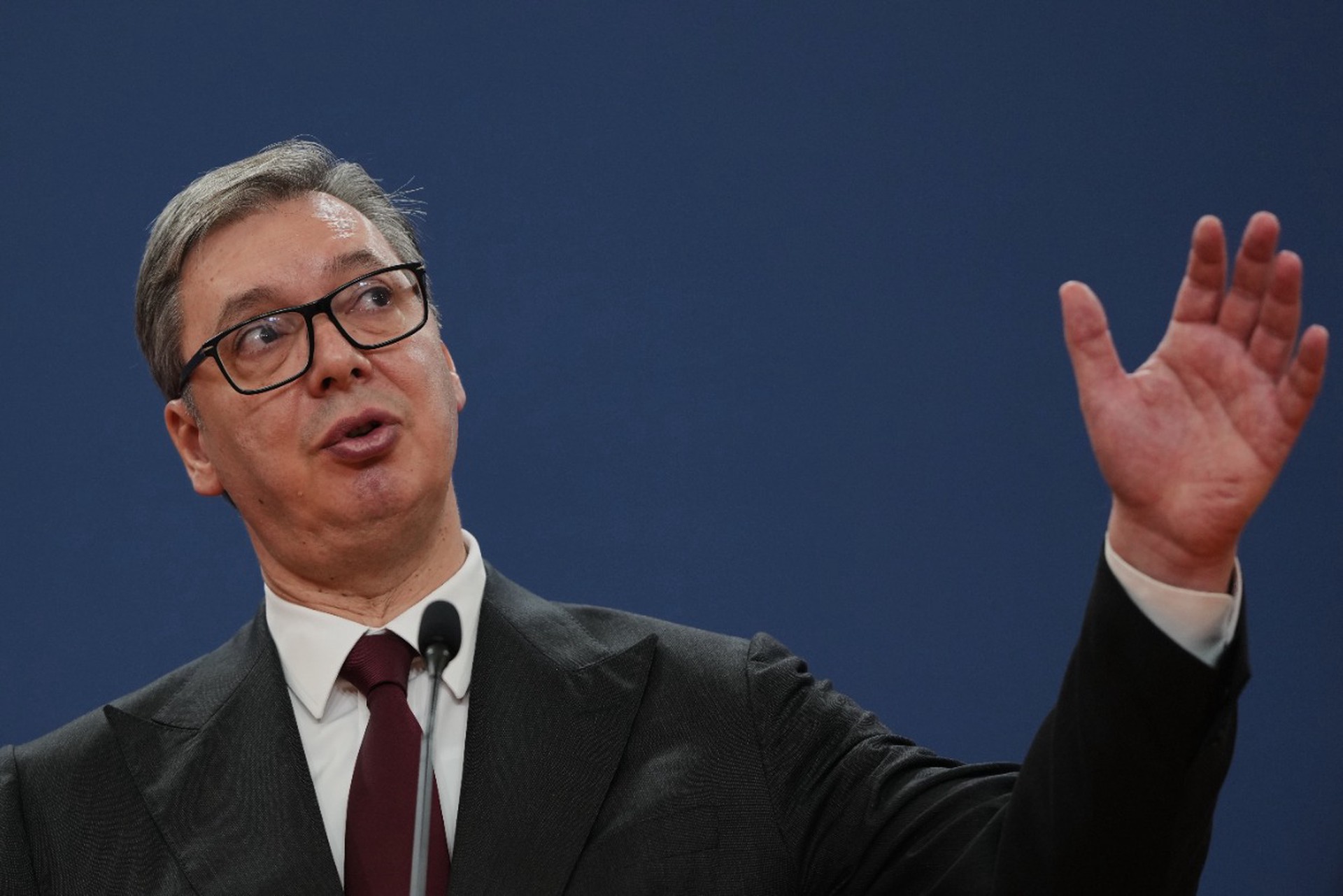 Сор из Сараева: почему Запад давит на Вучича историей с участием в «сафари на людей»