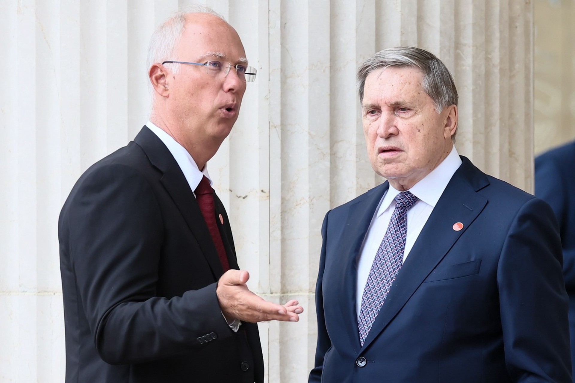 Гадить против шерсти: кто и для чего слил фейковый разговор Ушакова и Дмитриева