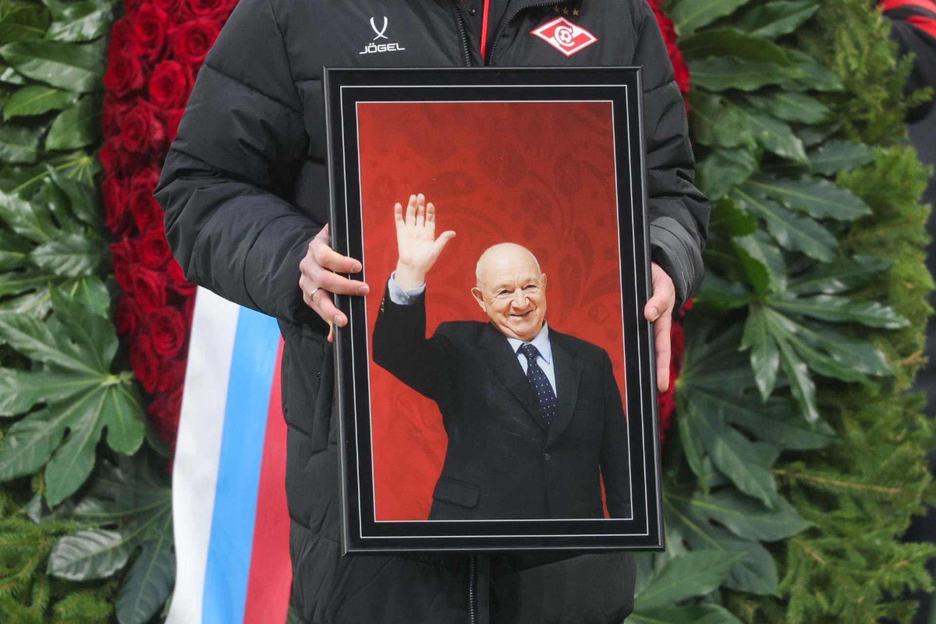 Никиту Симоняна похоронили на Ваганьковском кладбище