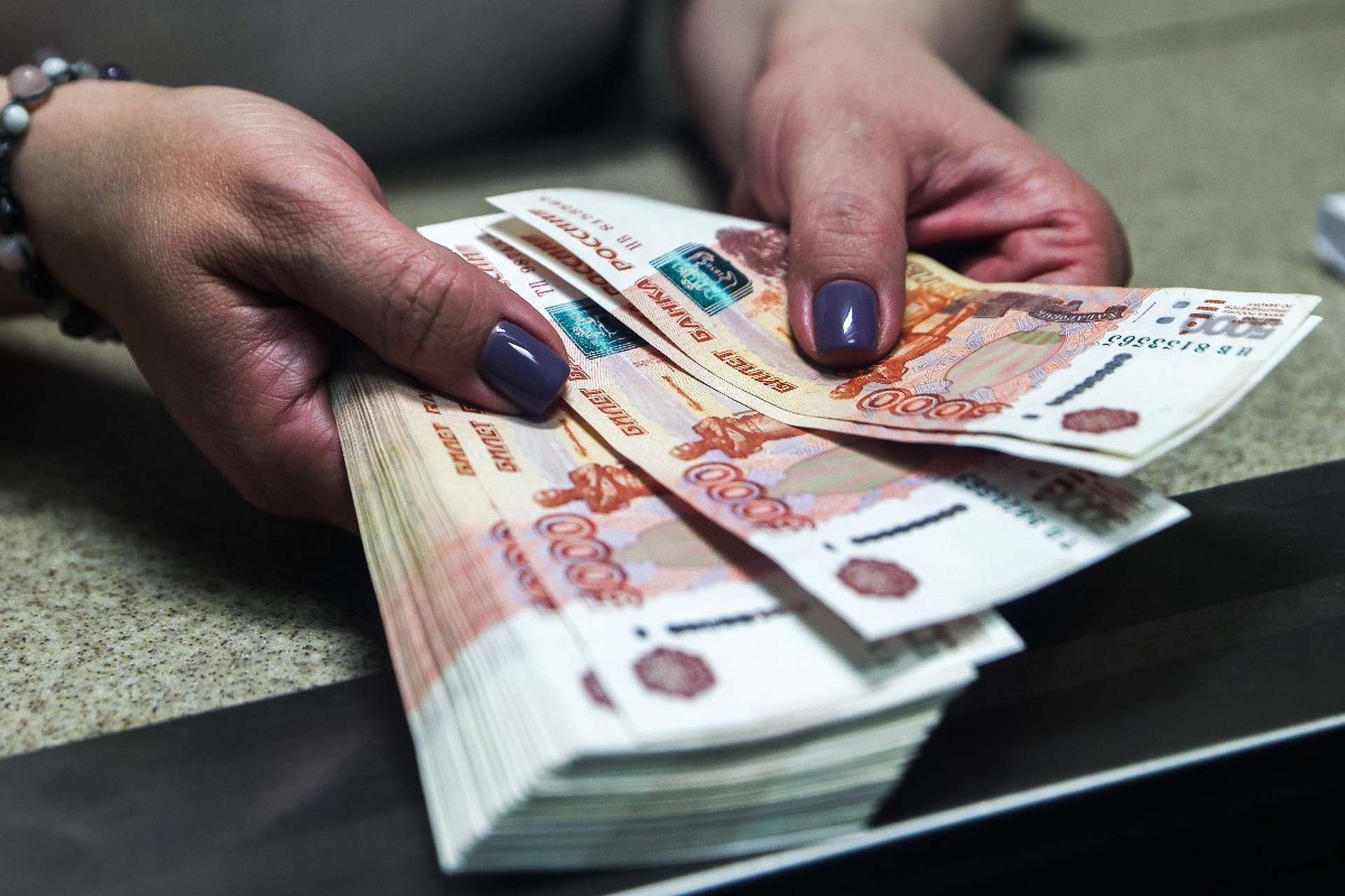 Россиянка обогатилась из-за полученной в ТЦ травмы