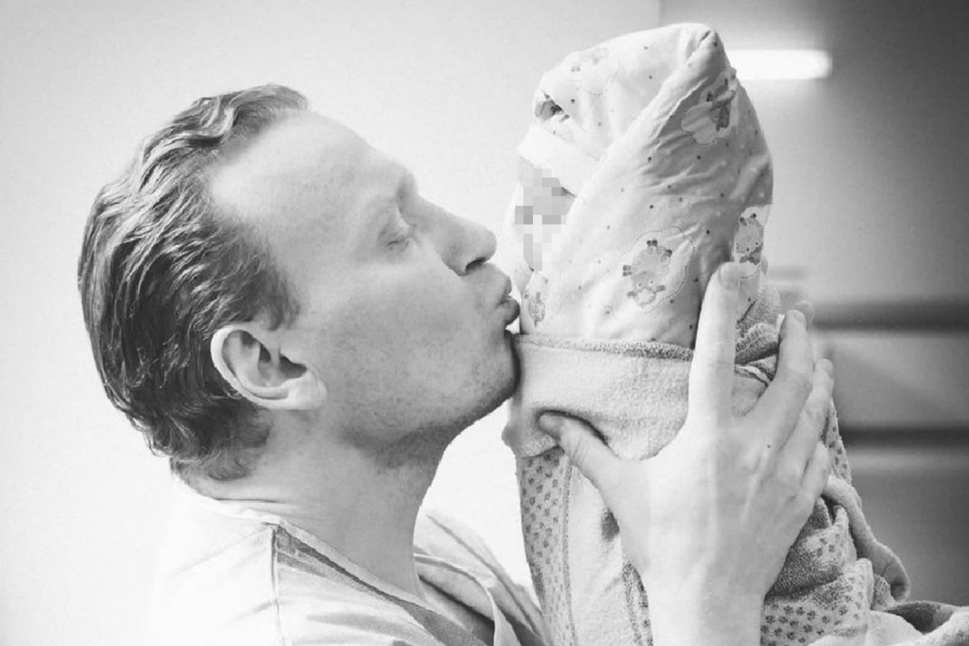 Иллюзионист Сафронов рассказал, как его изменило рождение дочери