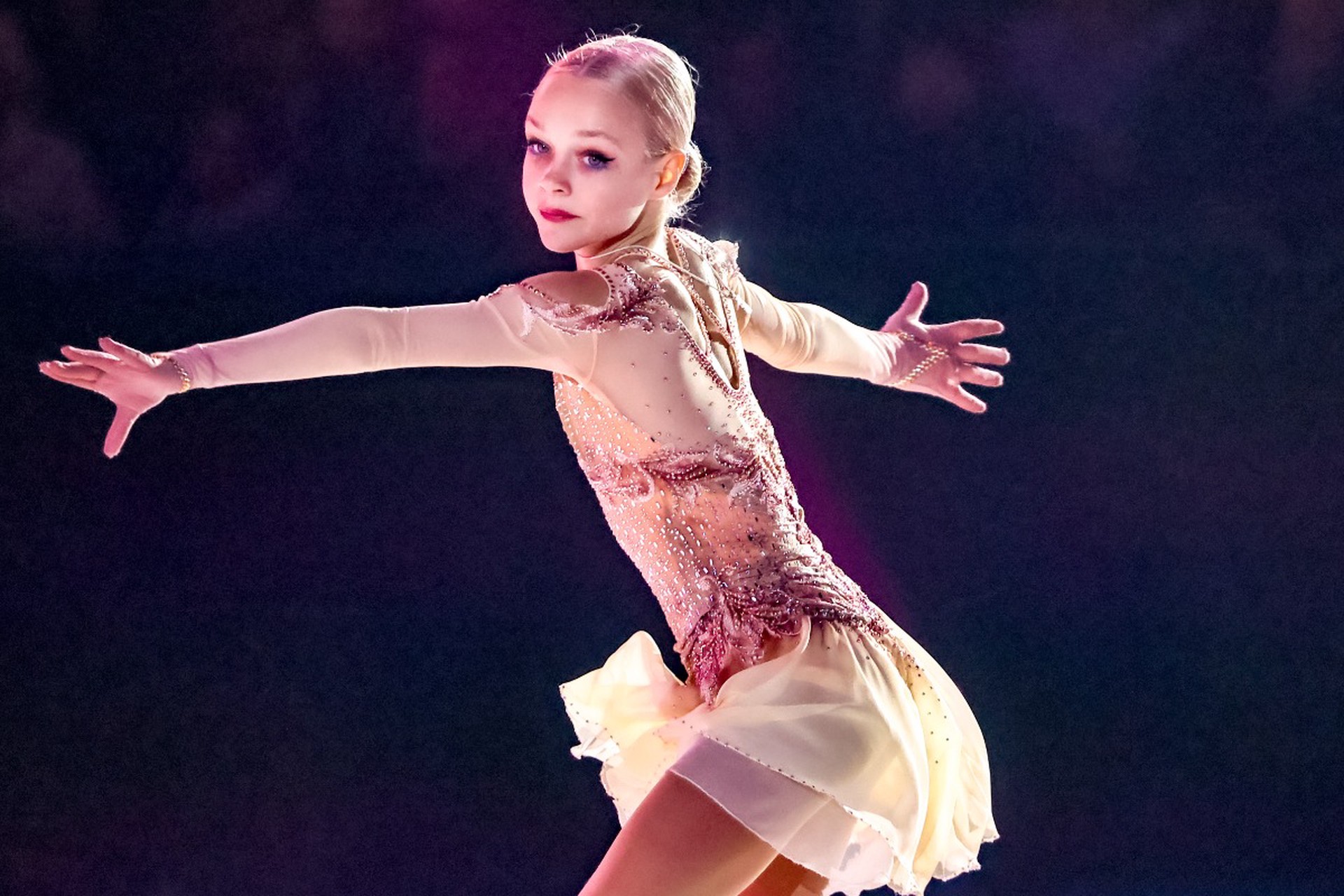 «Это чудовищно!»: Мать избила юную фигуристку академии Плющенко