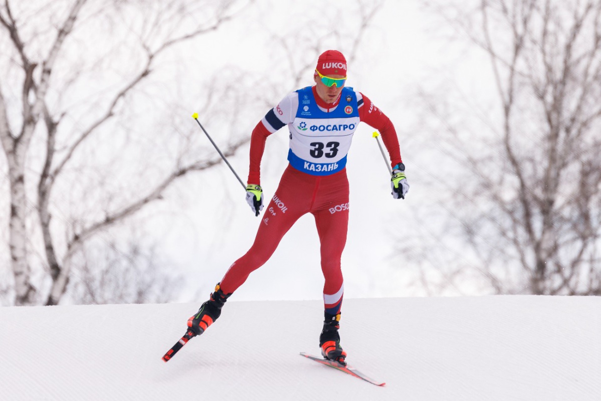 Лыжник Большунов напал на соперника и поплатился