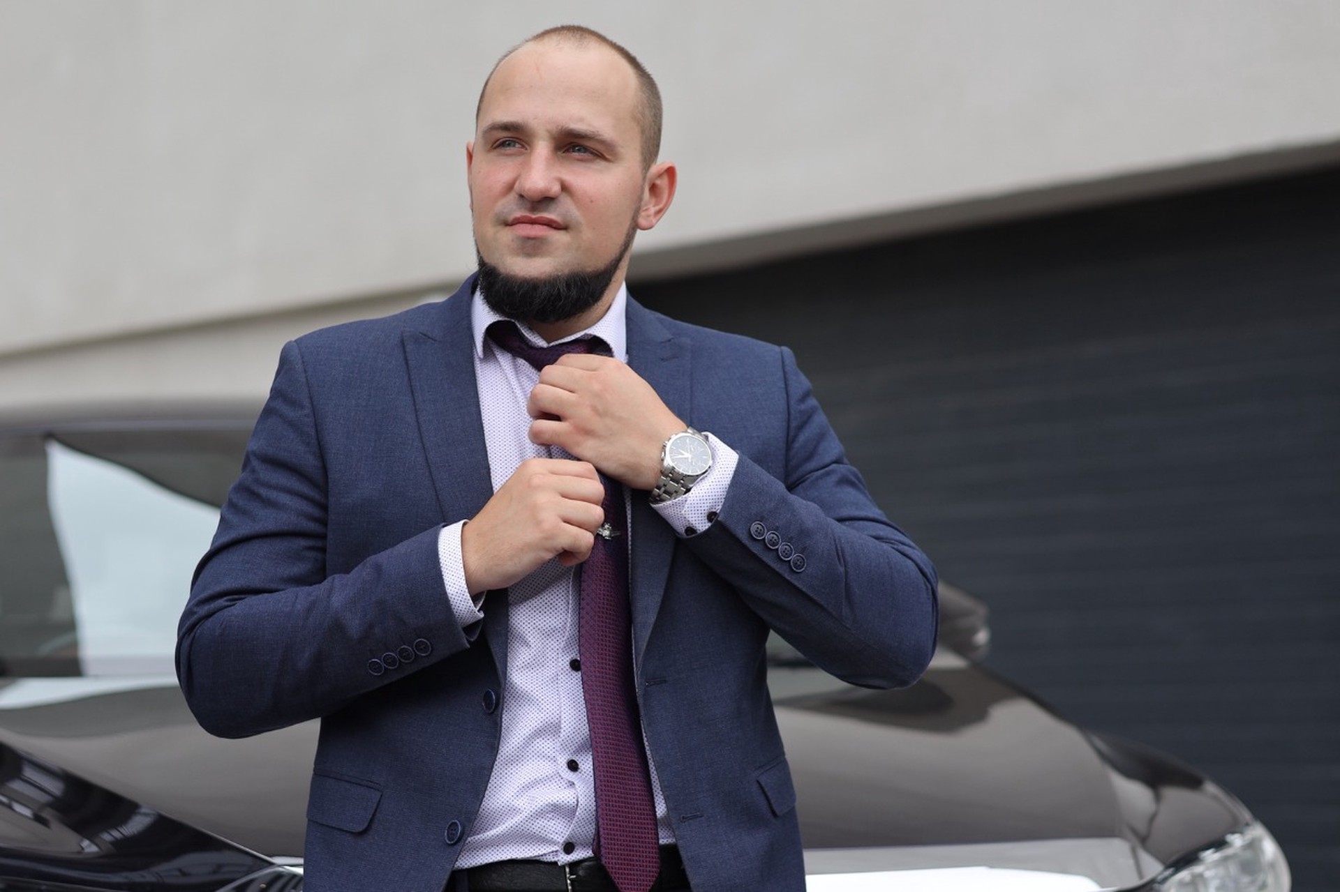 Известный юрист умер во время пересадки волос