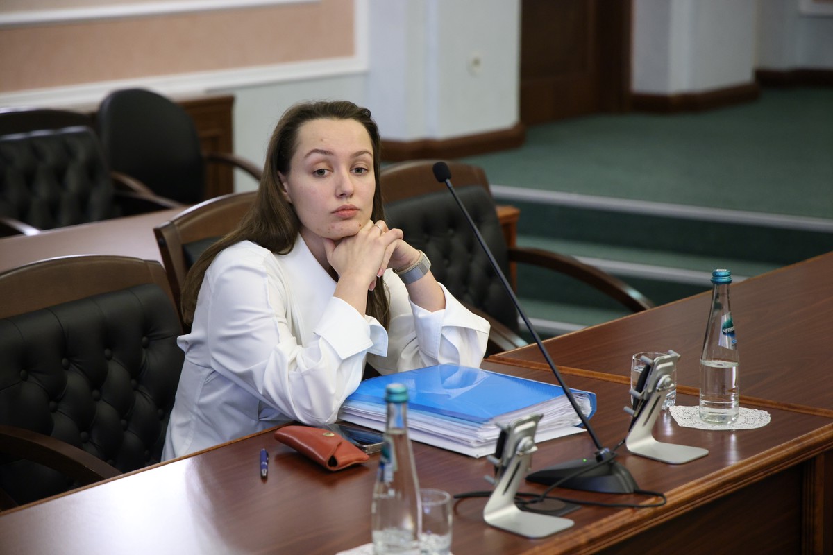 Адвокат Долиной отреагировала на слухи об отказе отдать ключи Лурье