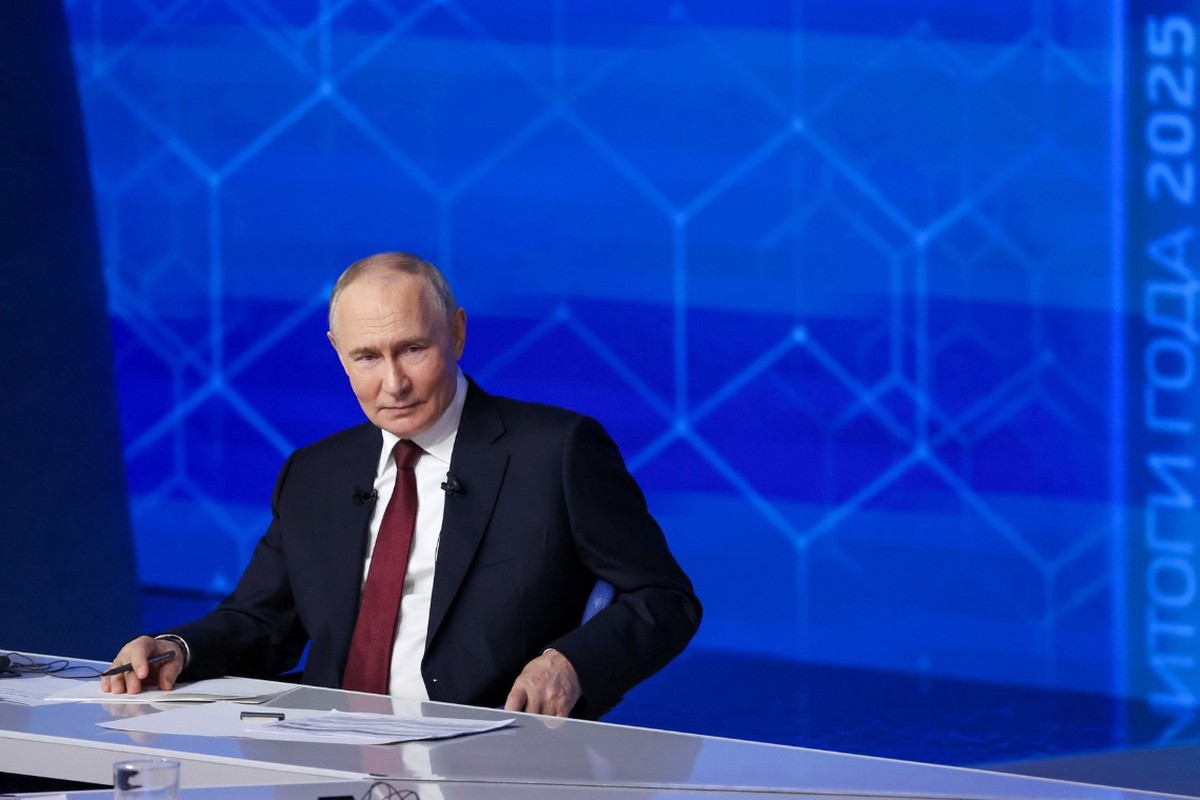 Главное к утру 8 марта: Путин поздравил россиянок с Международным женским днем, десять человек пострадали при ударе ВСУ, волонтеры разыскивают троих детей 