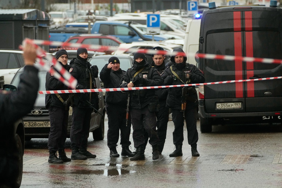 Найти и замочить виновных в убийстве генерала Сарварова пообещали в Госдуме