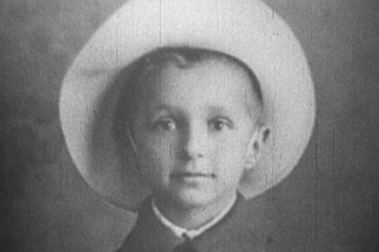 Вжился в боль: почему актер Георгий Милляр так и не смог уйти от ассоциаций с Бабой-ягой