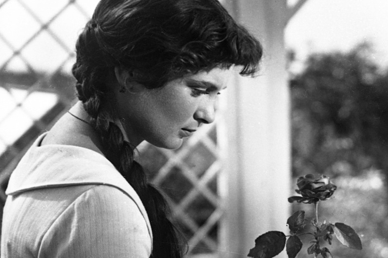 Тиран и Изольда: как неудачный брак испортил жизнь актрисе-красавице Извицкой