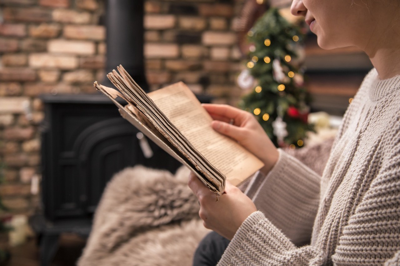 Кому надо молиться в канун и после Нового года, чтобы в доме было счастье