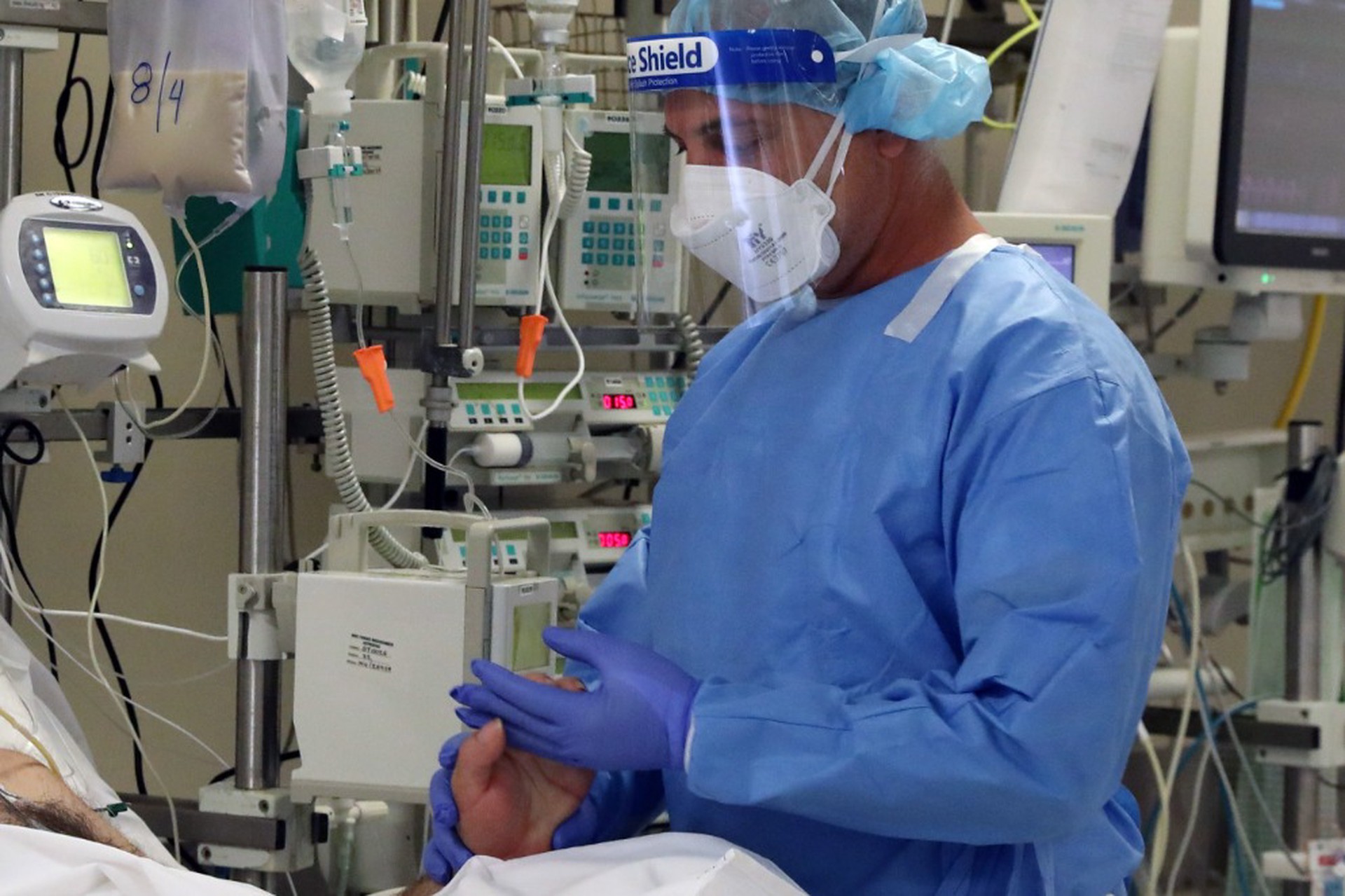 У отдыхавшего на Кипре туриста вытащили сердце в местной больнице