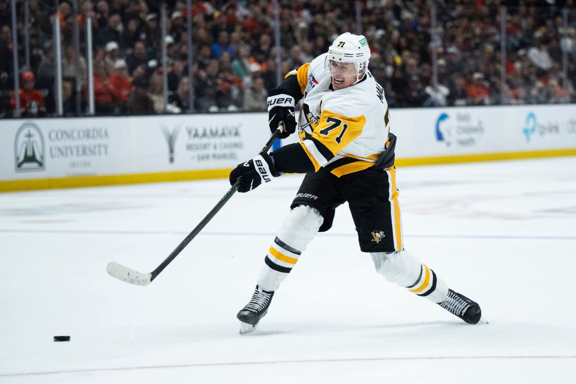 Малкин обогнал Овечкина в списке лучших бомбардиров