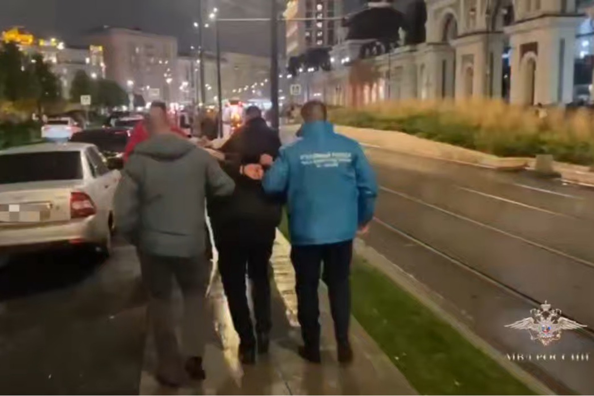 Задержаны курьеры, легализовавшие более тысячи мигрантов