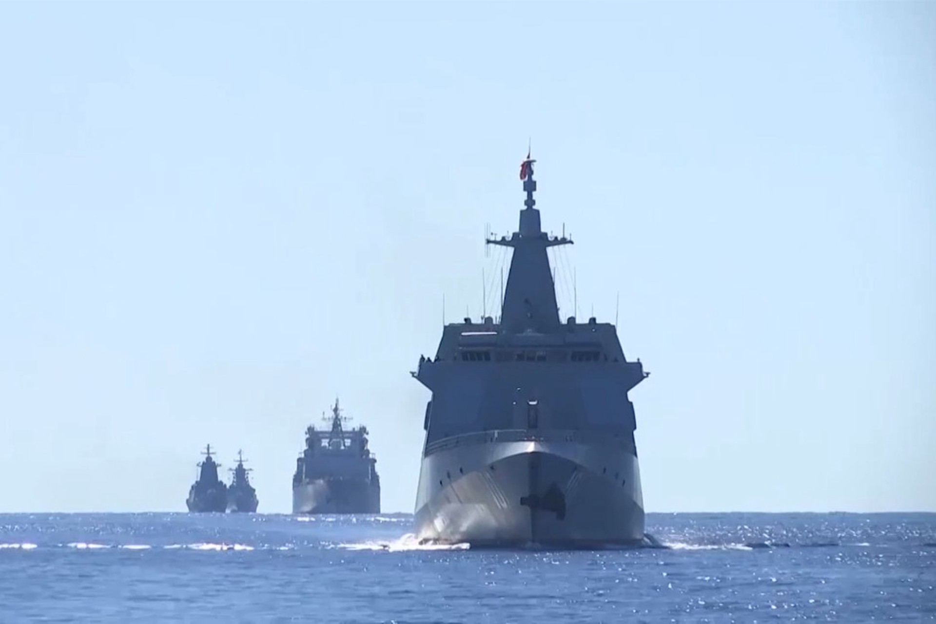 Военный эксперт объяснил, с помощью чего Россия сможет отрезать Украину от Черного моря