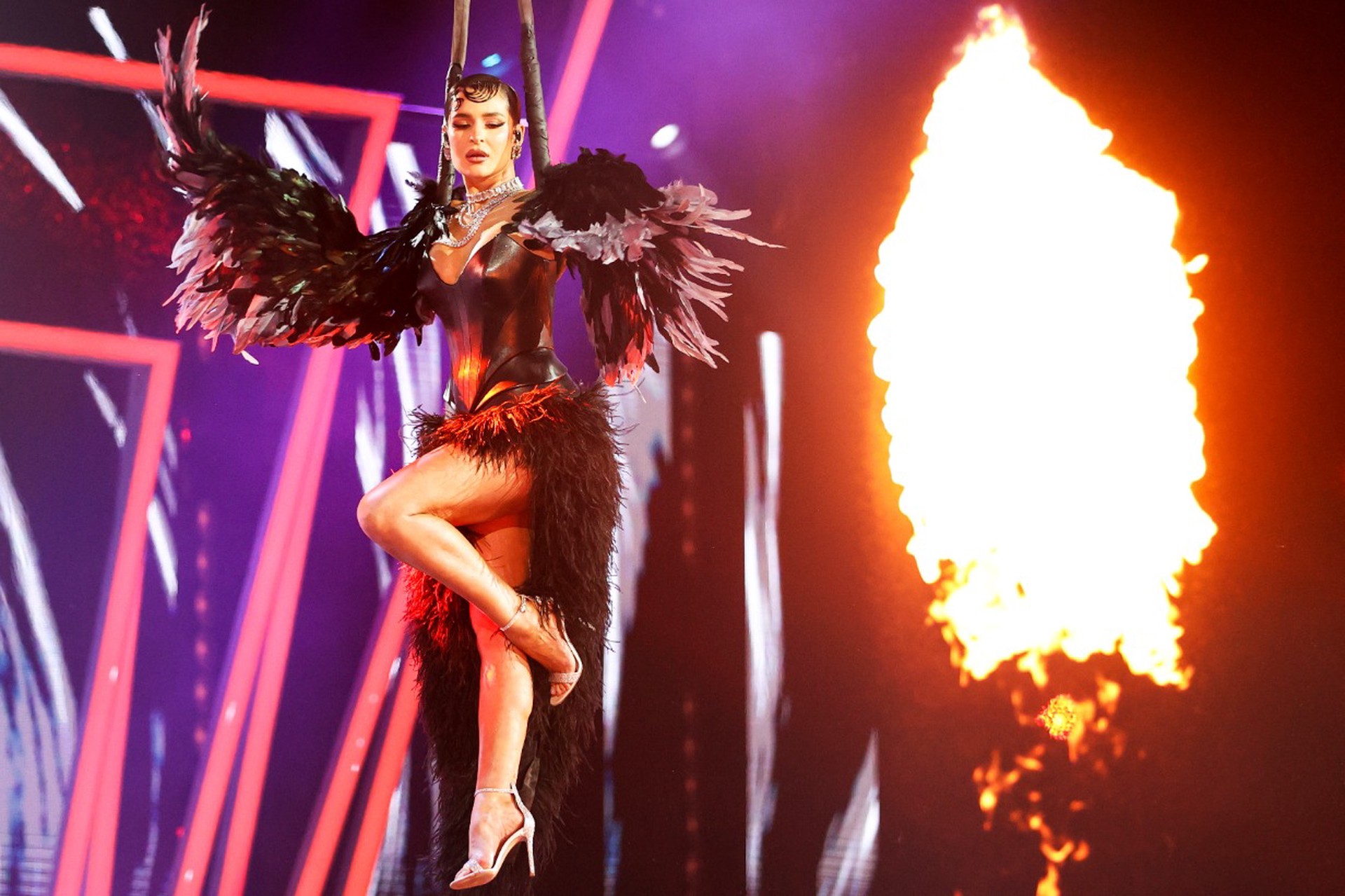 Звезды разошлись: кого из артистов не будет на «Песне года»