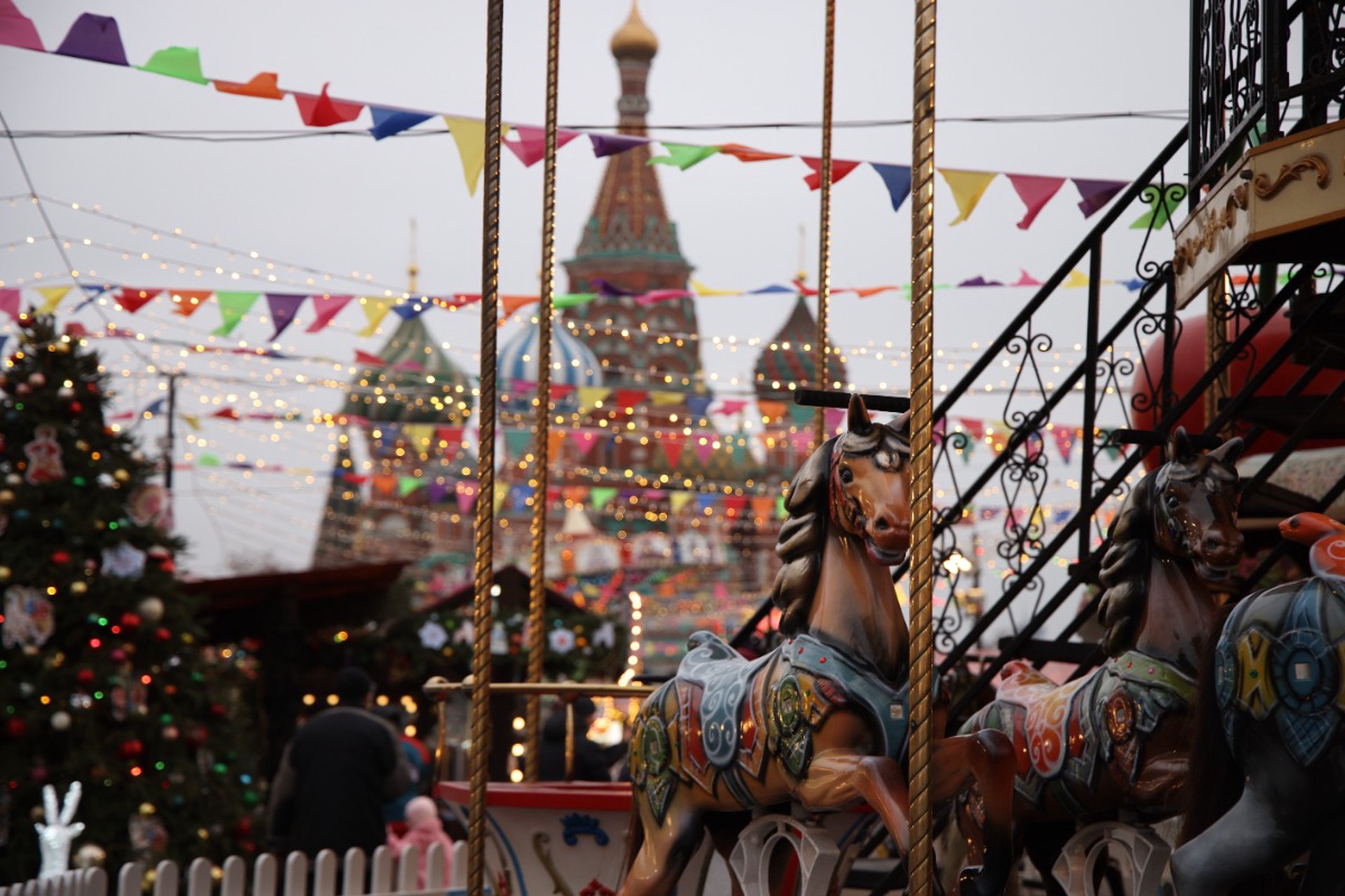 Съемка на Красной площади может лишить россиян накоплений