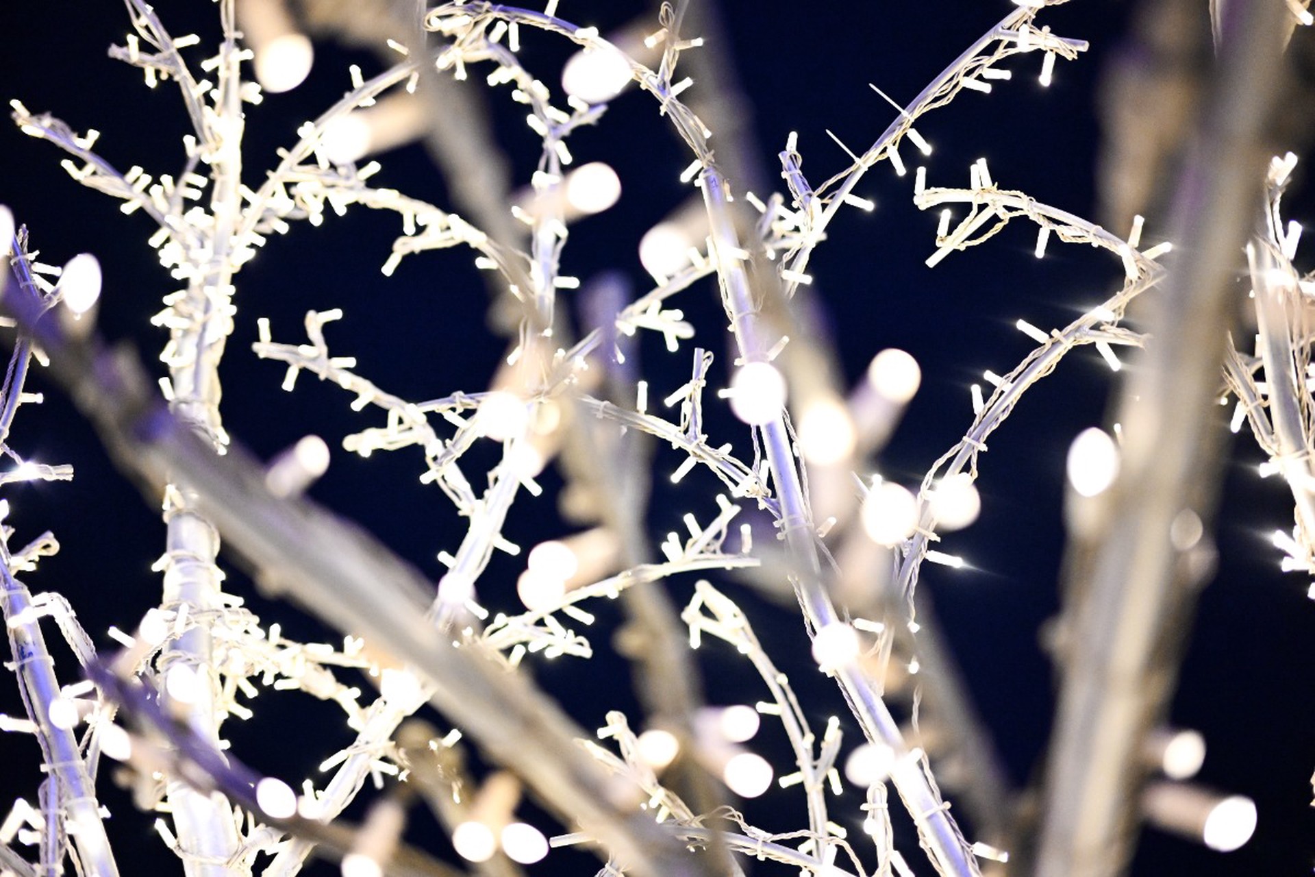 Штрафы за новогодние украшения грозят россиянам