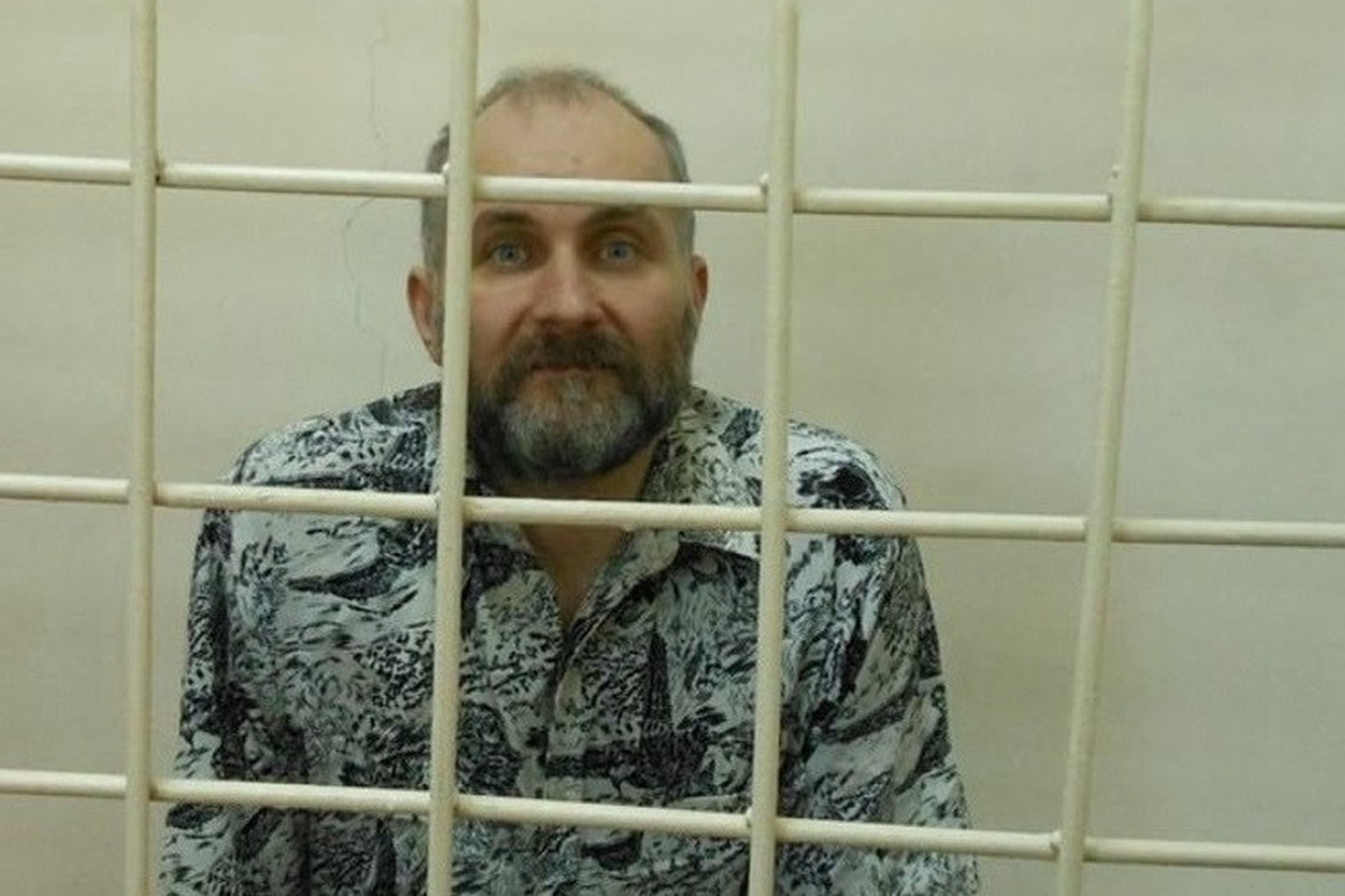 Стало известно, сколько еще проведет в психлечебнице маньяк-кукольник