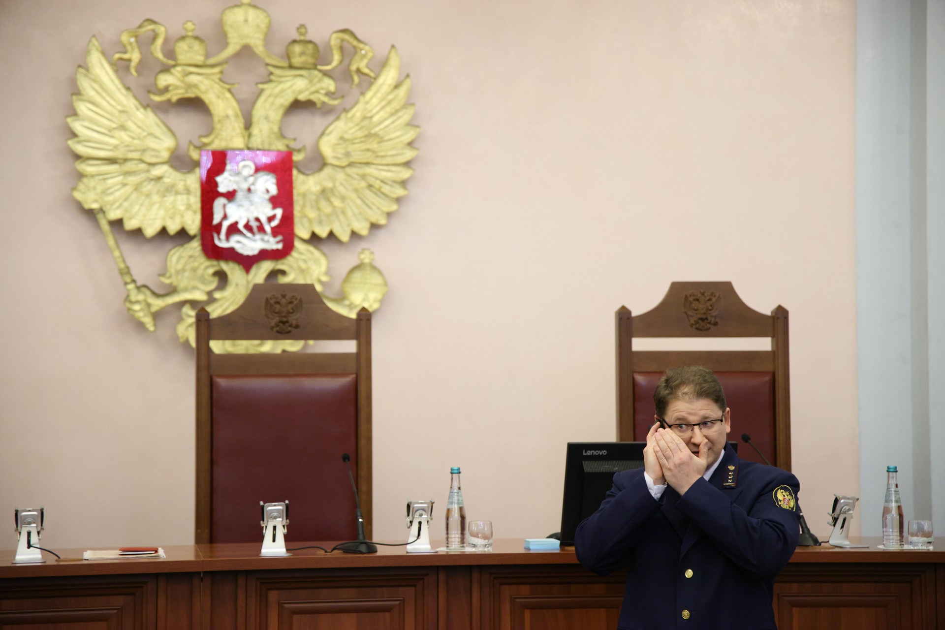 Суды начали пересматривать дела о продаже квартир по «схеме Долиной»