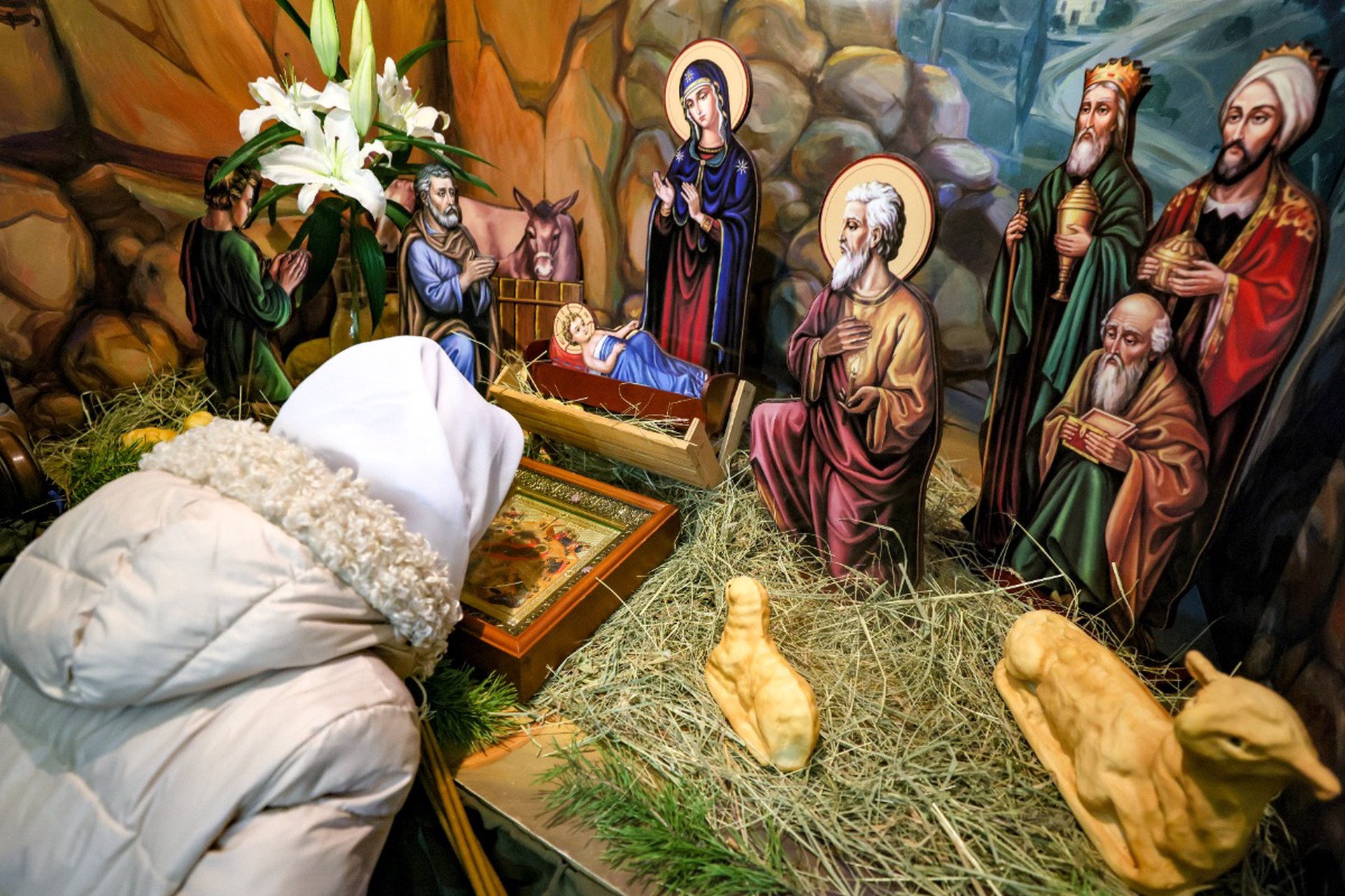 В РПЦ объяснили, почему православные и католики отмечают Рождество Христово в разные даты