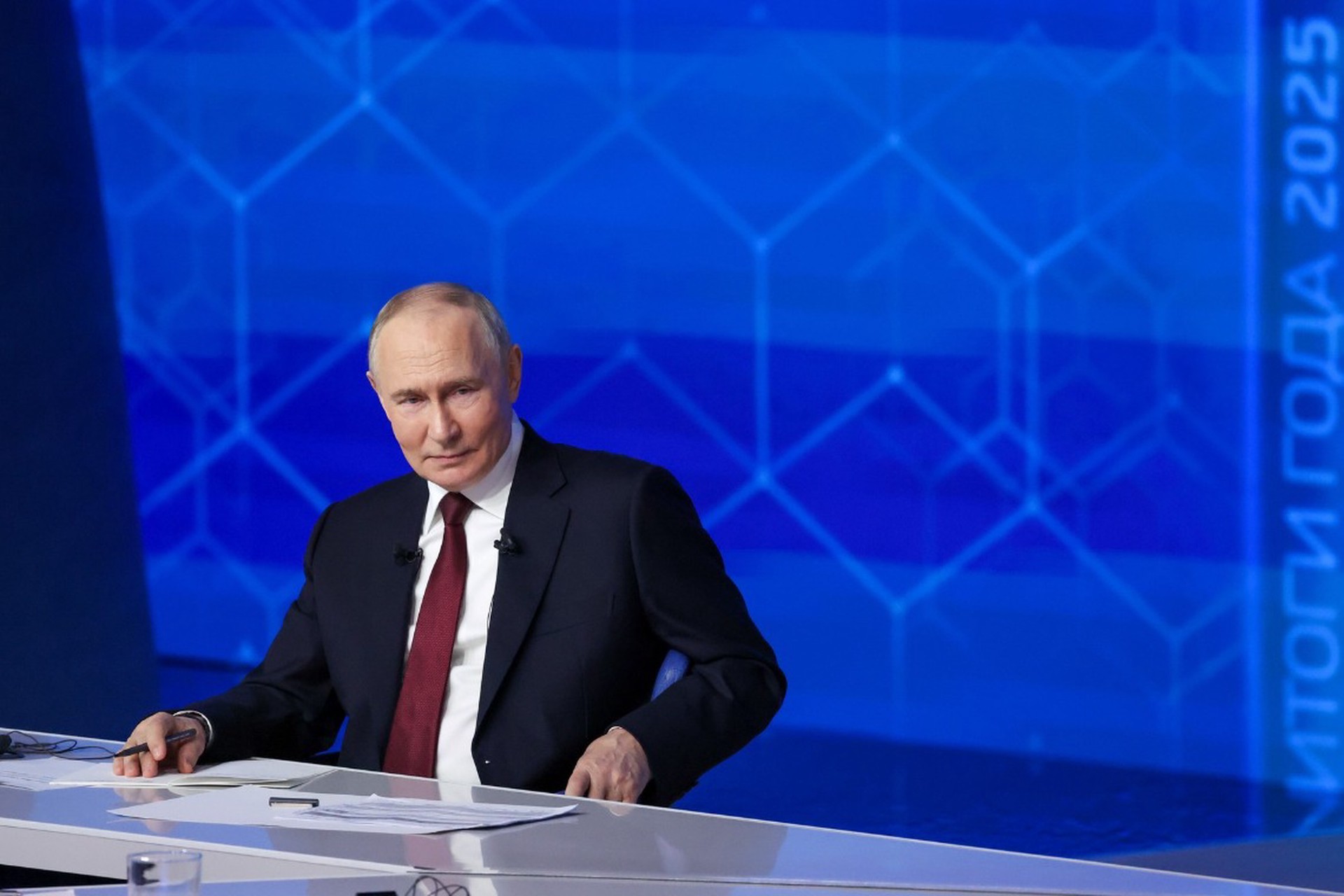 «Мы увидели его как отца нации»: в Совфеде оценили прямую линию с Владимиром Путиным