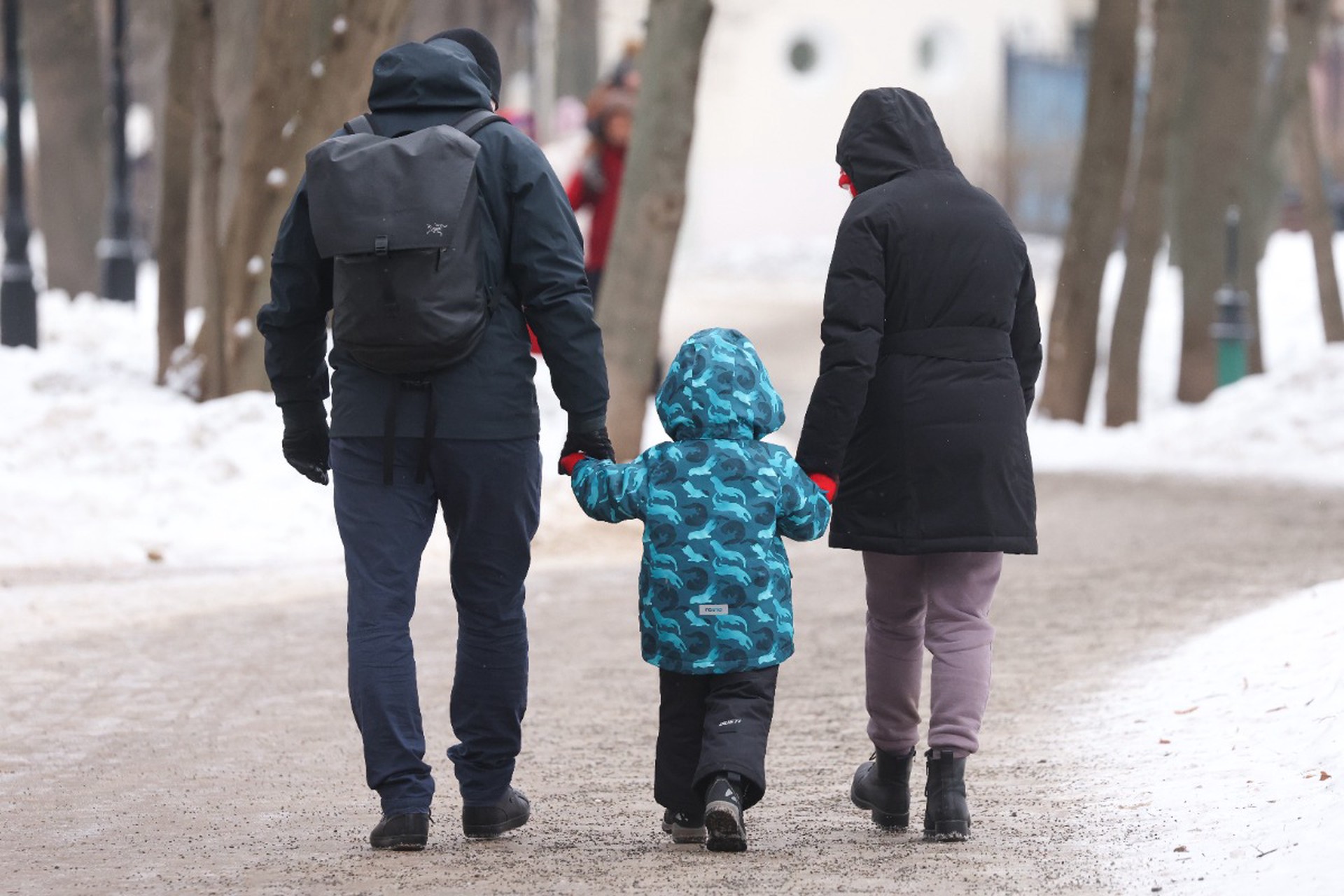 Рабочий день для родителей могут сократить без потери зарплаты