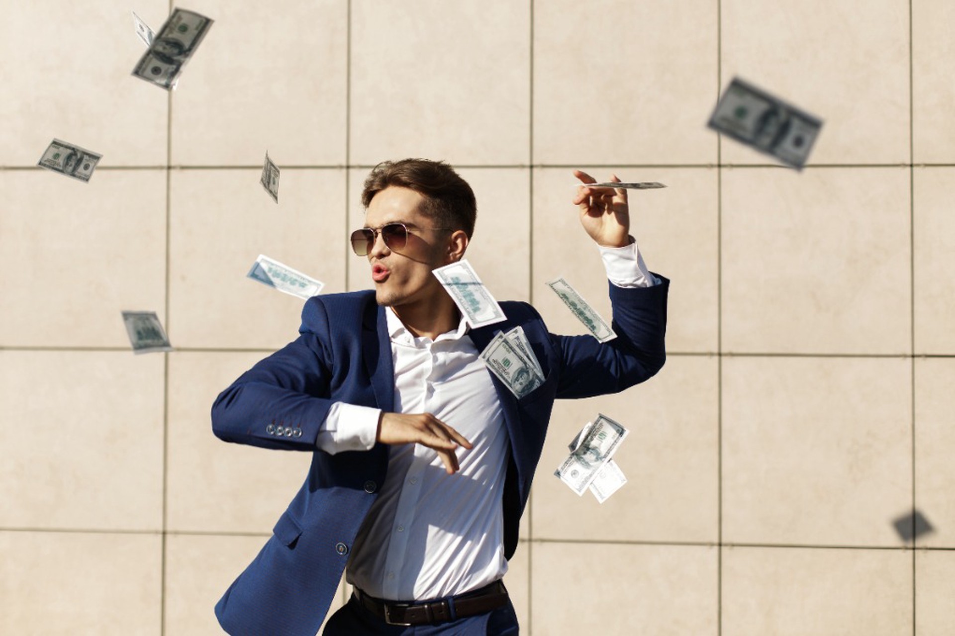 Жадных начальников заставят раскошелиться за задержки