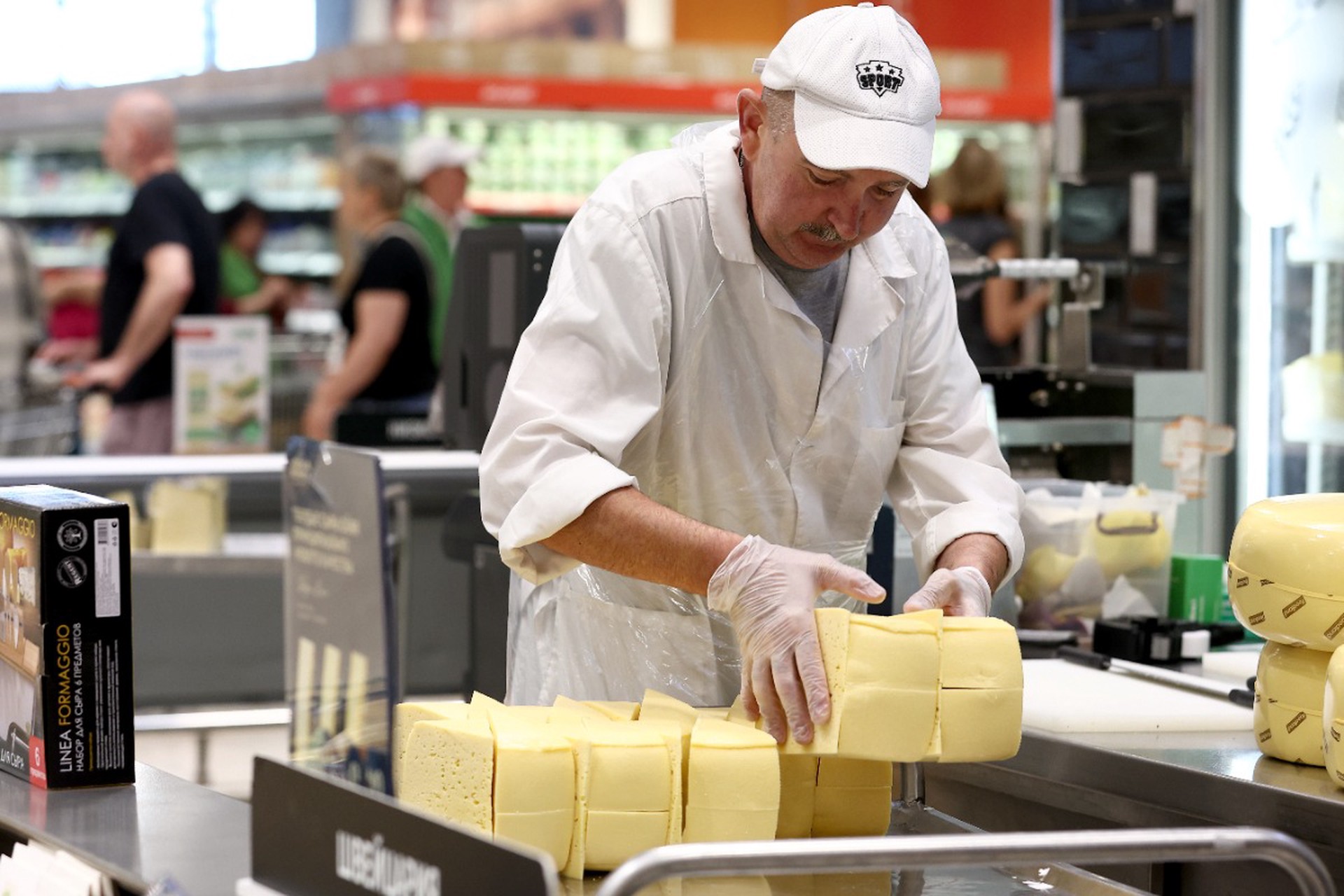 Китай впервые поставил сыр в Россию