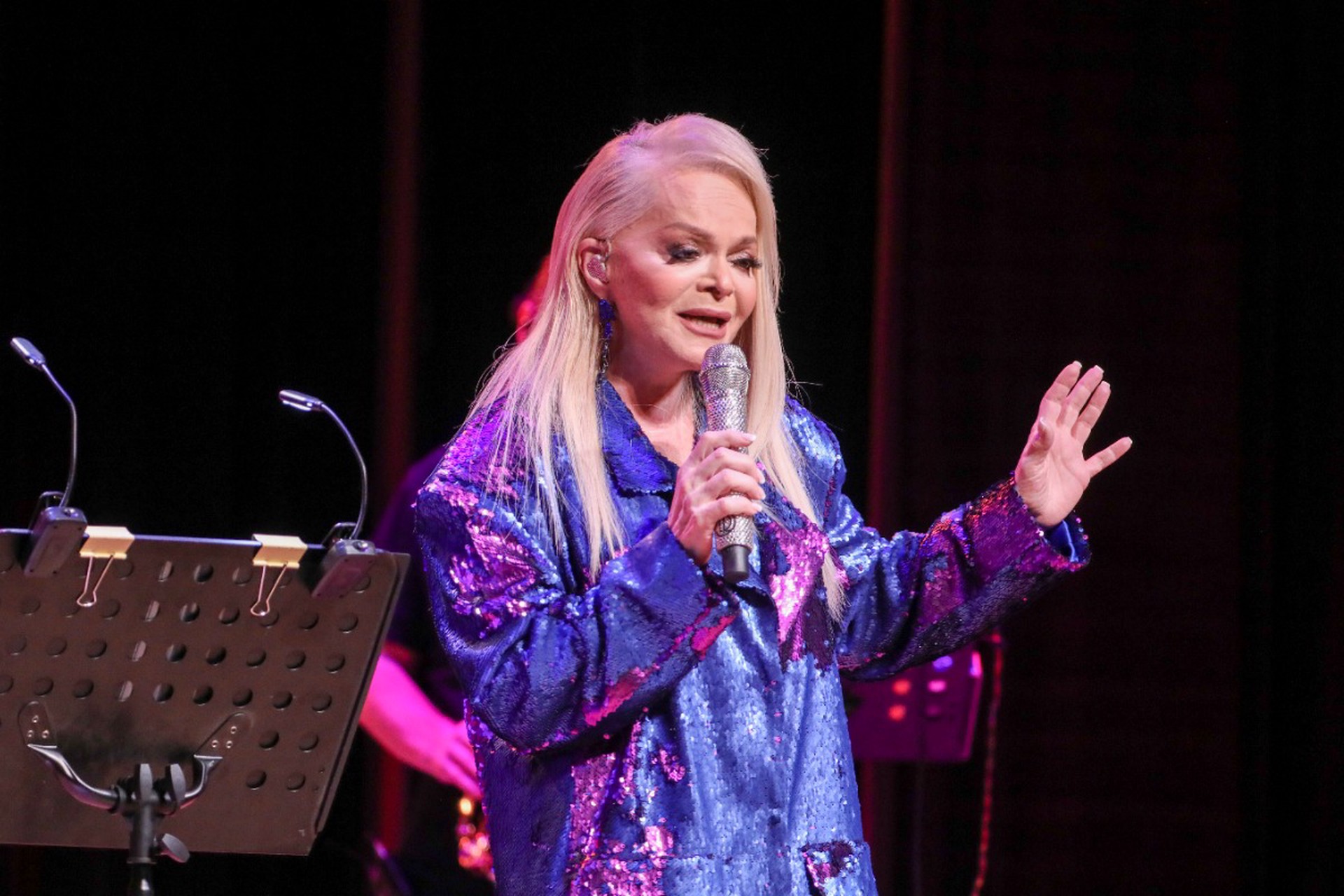 Названа сумма, за которую Лариса Долина готова выступить 1 января