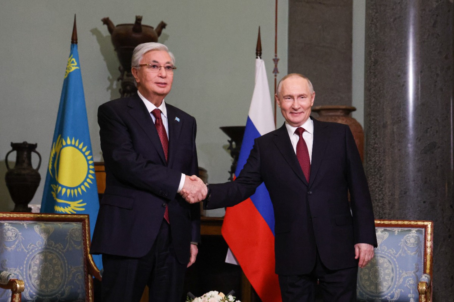 Путин встретился с президентом Казахстана