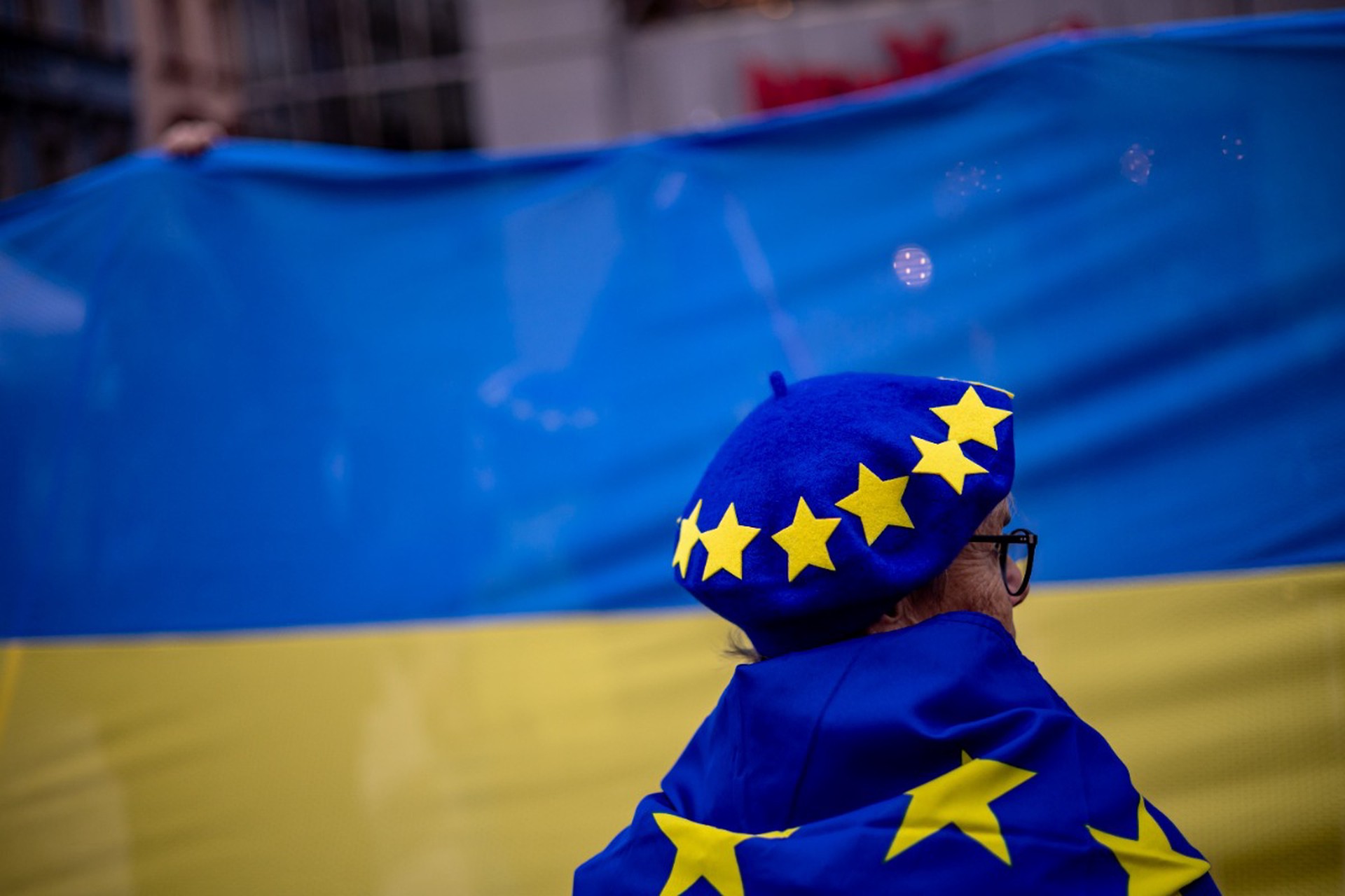 Политолог рассказал, сколько Европа может дать денег на украинские выборы