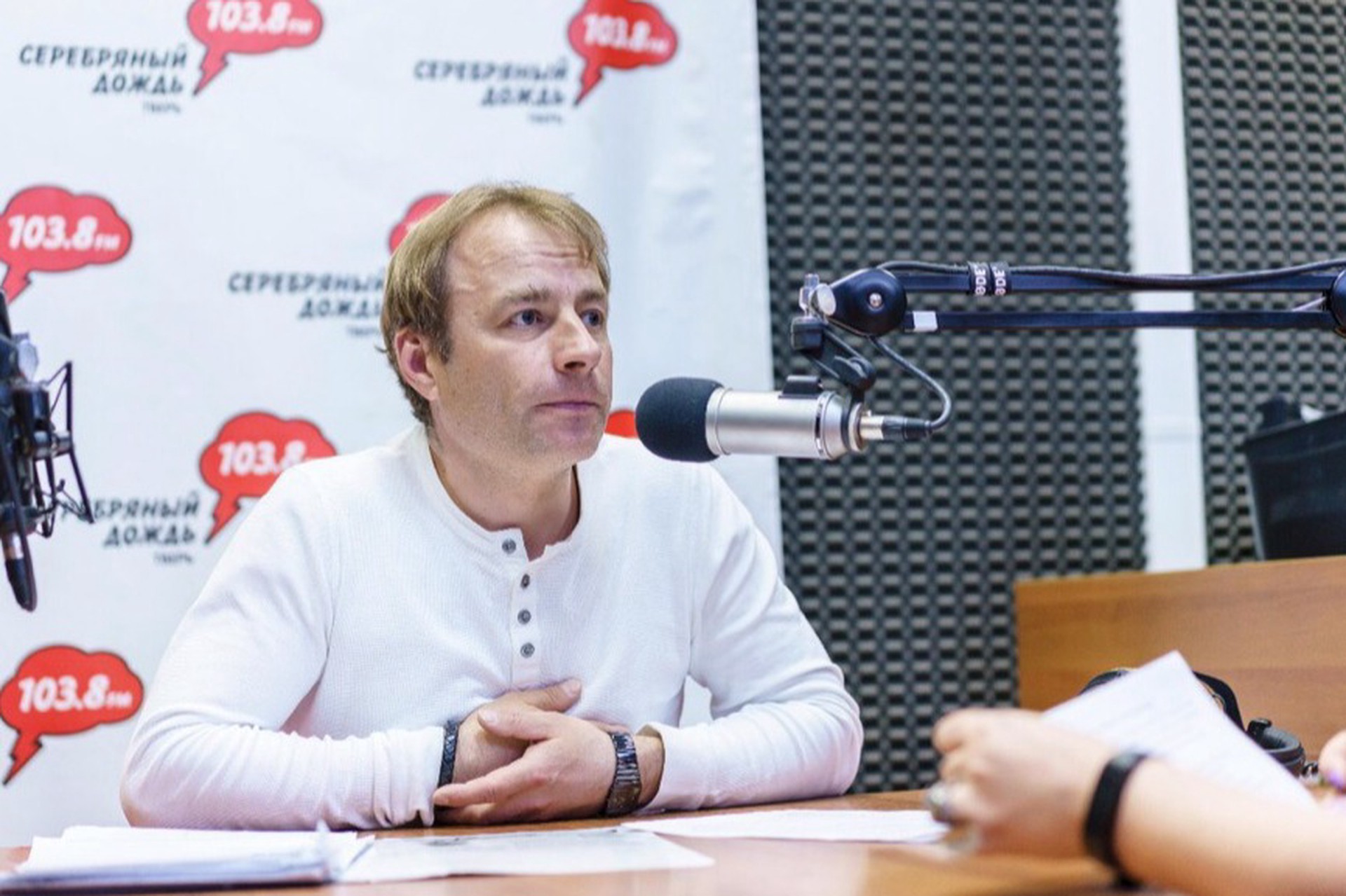 Владелец «Афанасия» ответил на претензии активистов из-за желания выпускать туалетную бумагу «Победа наших»