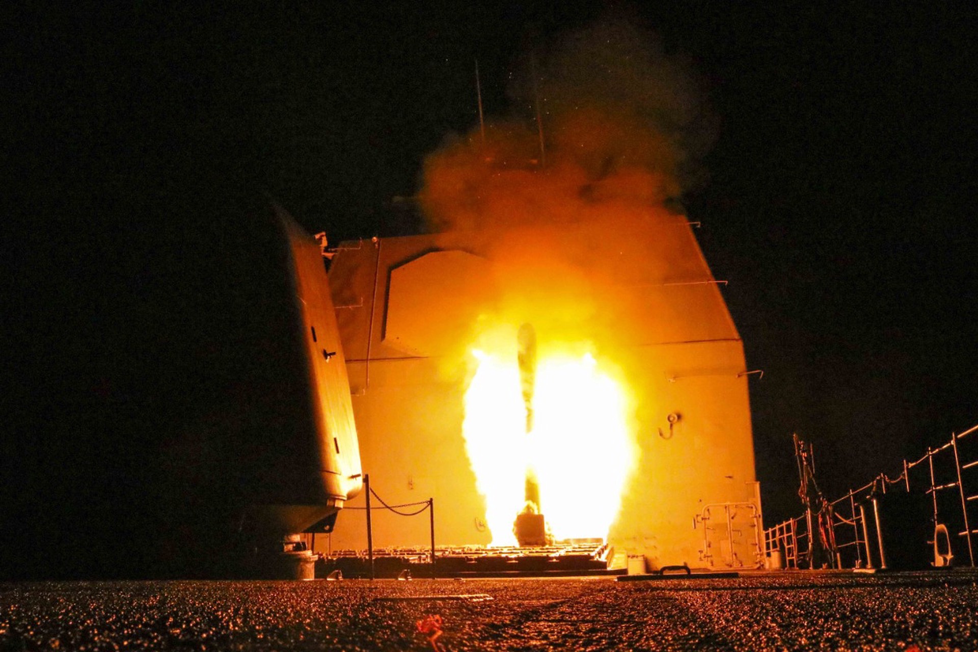 Трамп может разрешить Киеву дальнобойные удары Tomahawk по России – американист