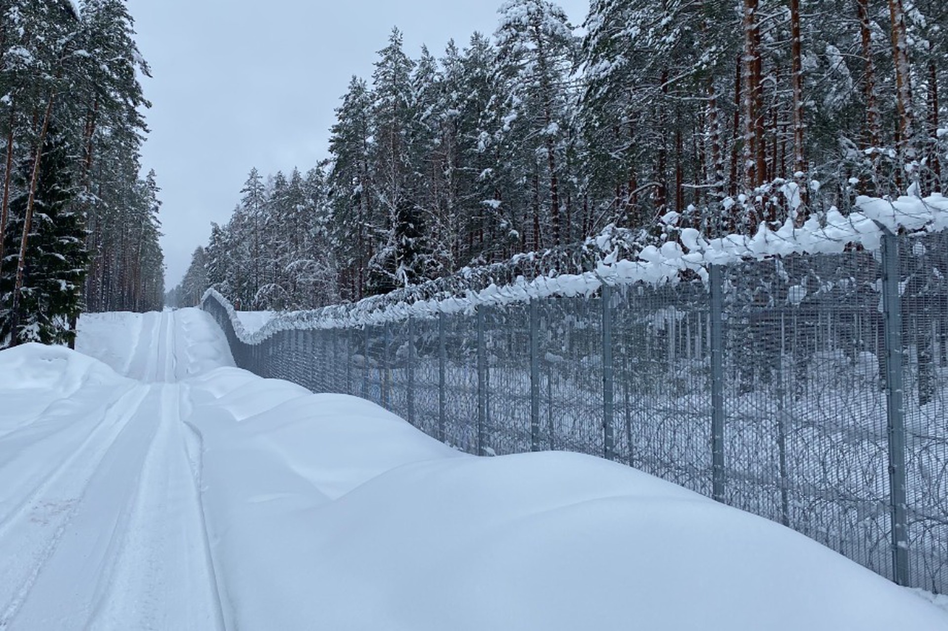 Одна страна готовится заминировать все мосты на границе с Россией