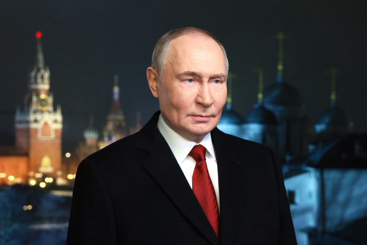 Путин поздравил россиян с Новым годом и заявил о вере в страну и ее будущее