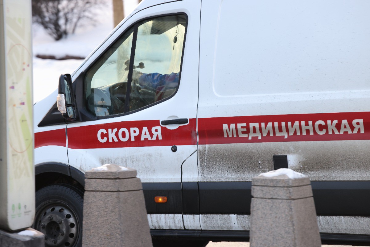 Российскую фигуристку госпитализировали с порезом от конька