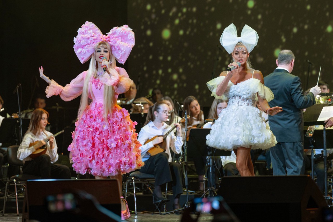 Барби головного мозга: чем живая кукла Таня Тузова шокирует россиян