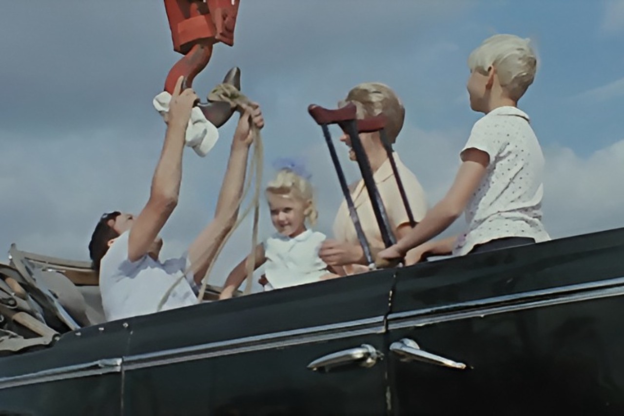 Наложило муки: почему харизматичная девочка из «Бриллиантовой руки» свела счеты с жизнью