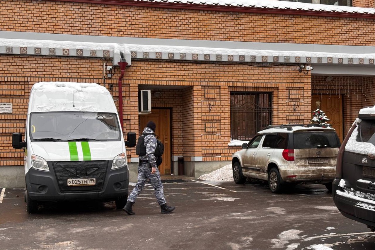 Ключевой вопрос: как Ларису Долину выселяли из квартиры в Хамовниках