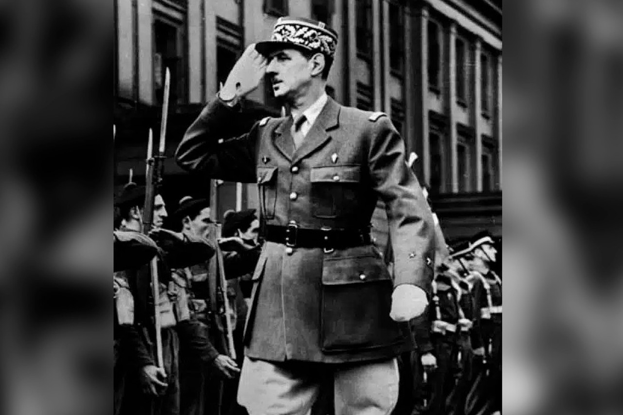 От военного теоретика до лидера Сопротивления: как Шарль де Голль шокировал СССР