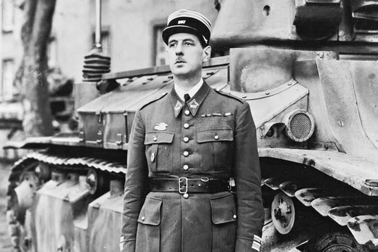 От военного теоретика до лидера Сопротивления: как Шарль де Голль шокировал СССР