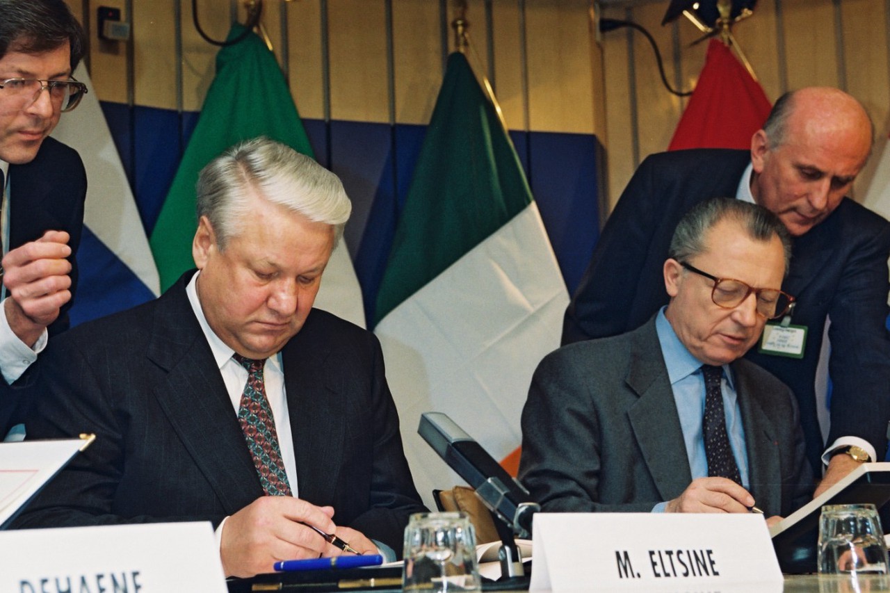 Борис Ельцин: за что любили и ненавидели первого президента России