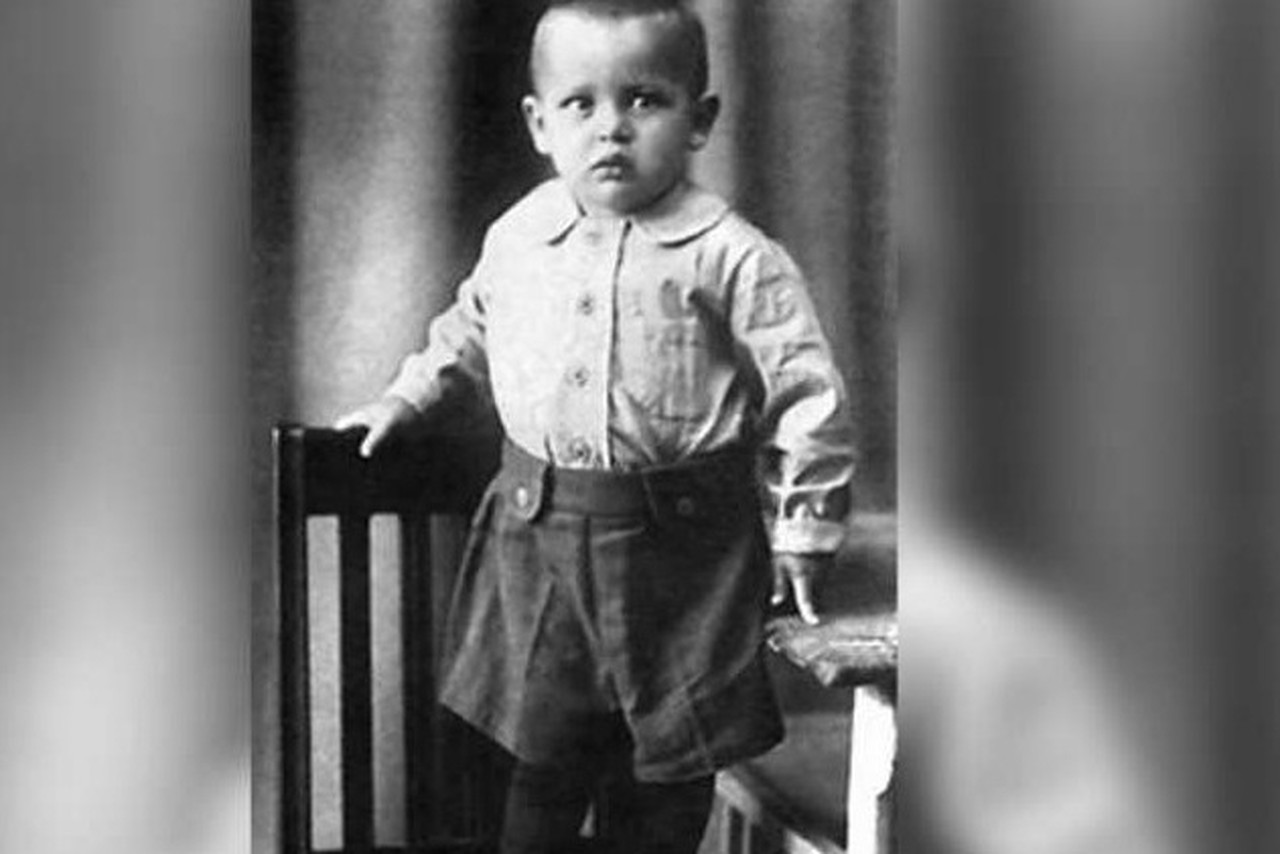 Тяжелое детство, смерть жены и сына: главные трагедии в жизни Василия Ланового